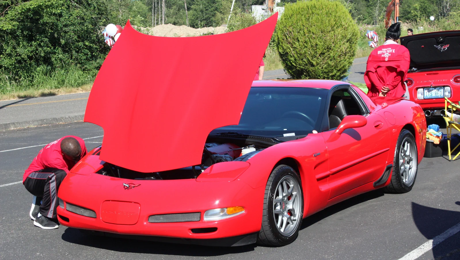Click to Enlarge-Esc to Close Corvette Generations/C5/C5 2004 Red Z06 AG.webp
